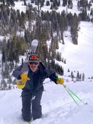 apron challenge hiker